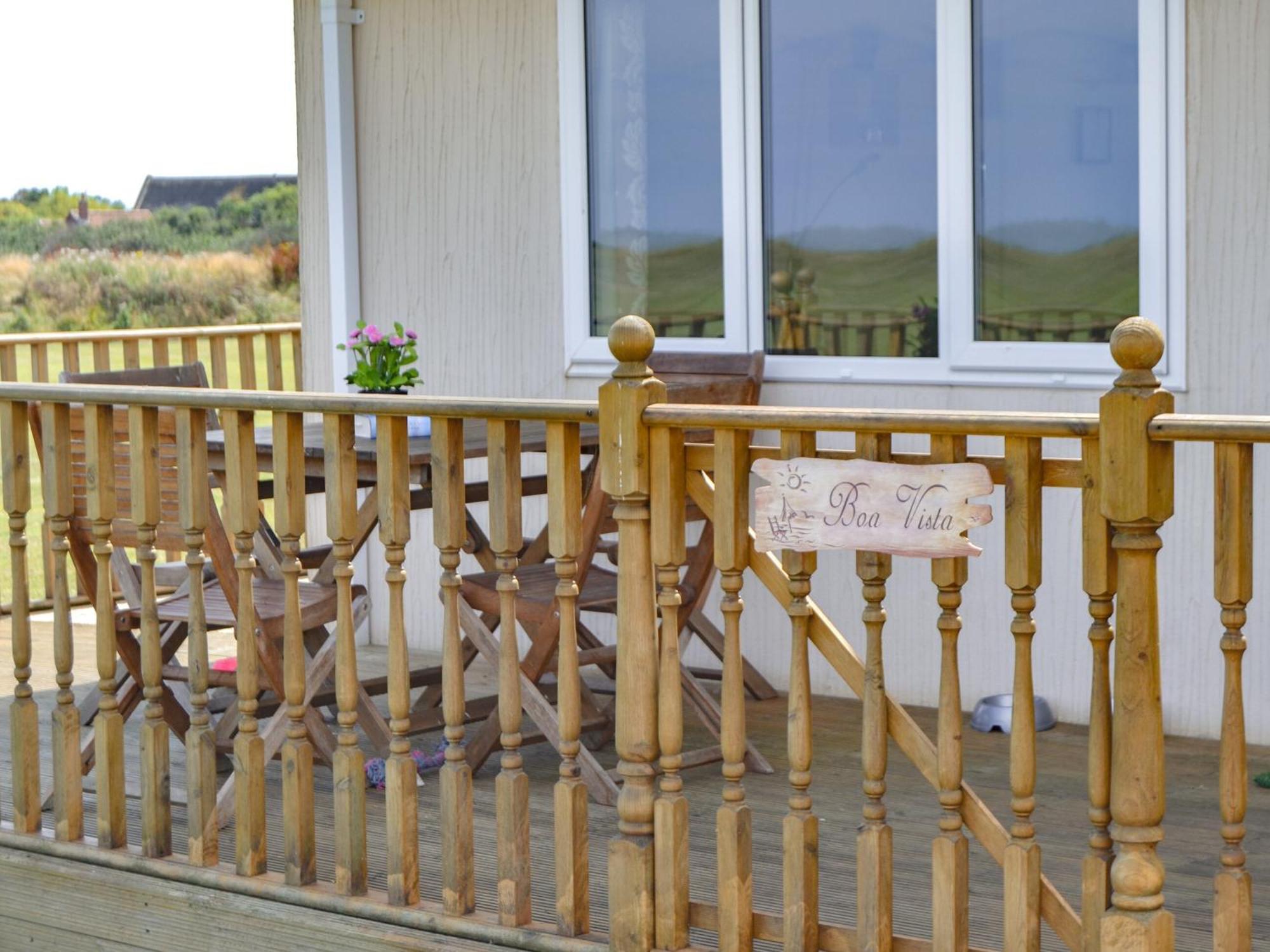 Boa Vista Villa Bacton  ภายนอก รูปภาพ
